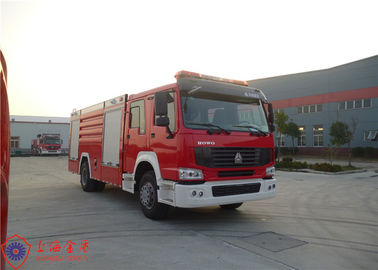 206 kW 4x2 aandrijving Commerciële brandweerwagen Grote ruimte Zes zitplaatsen Foam brandweerwagen