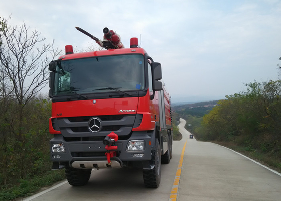 Van de de Vliegtuigenluchthaven van G.V.W 33 Ton Mercedes Benz ARFF de Aandrijving van de de Brandvrachtwagen 580HP 6x6